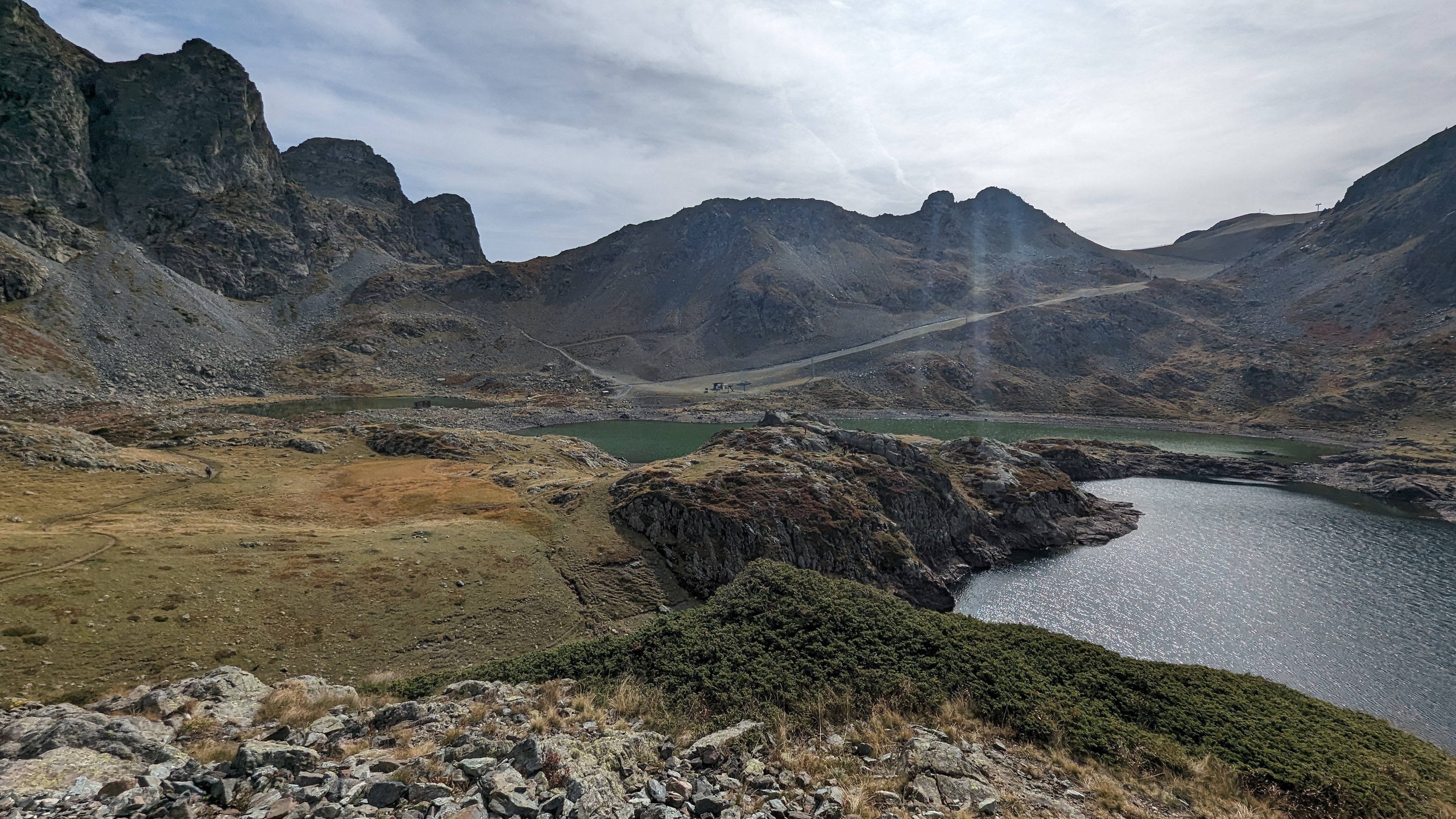 Image 3 pour Lacs Robert depuis les Cascades de l&#039;Oursières