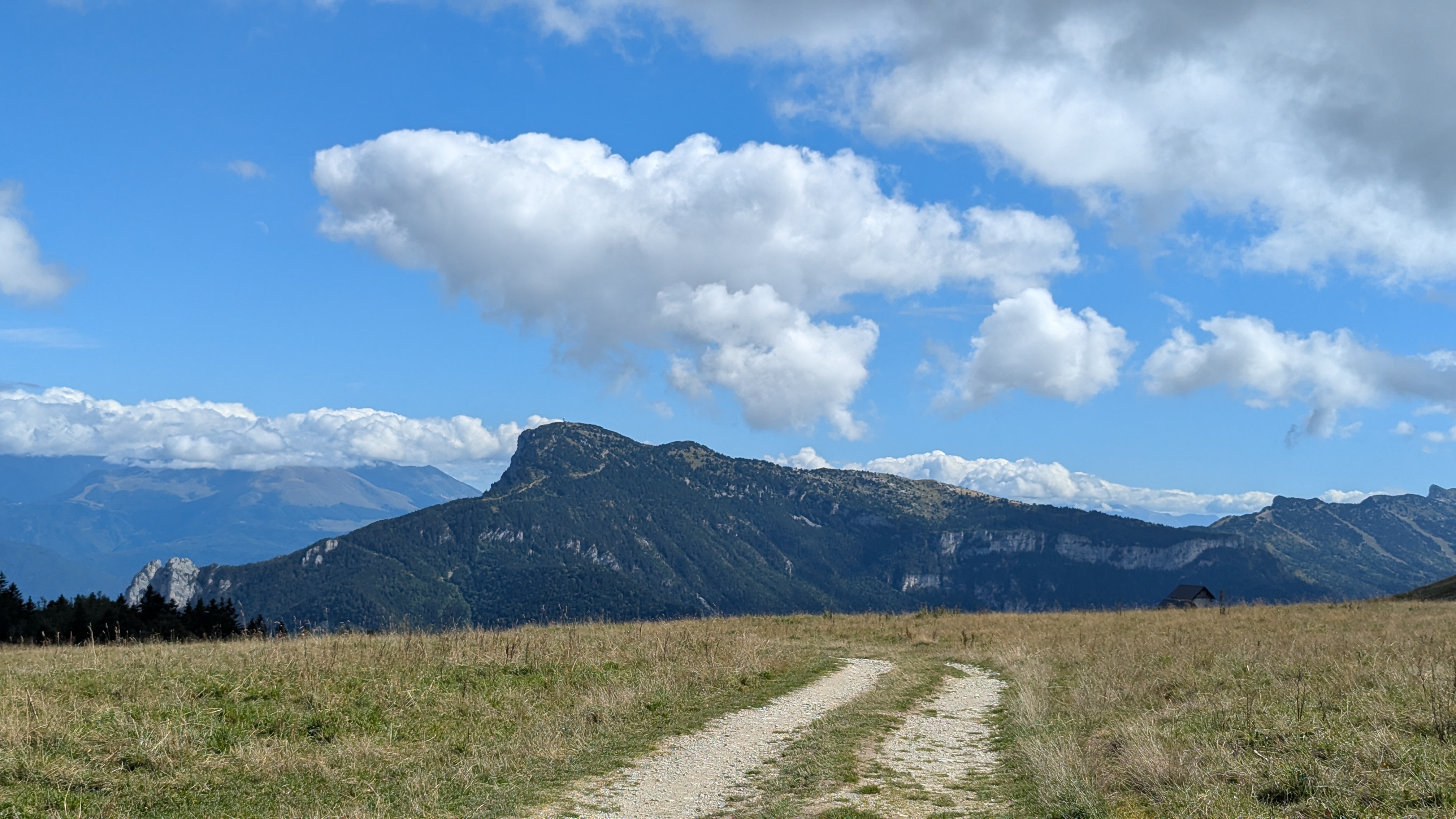 Img carrousel pour La Sure depuis Engins