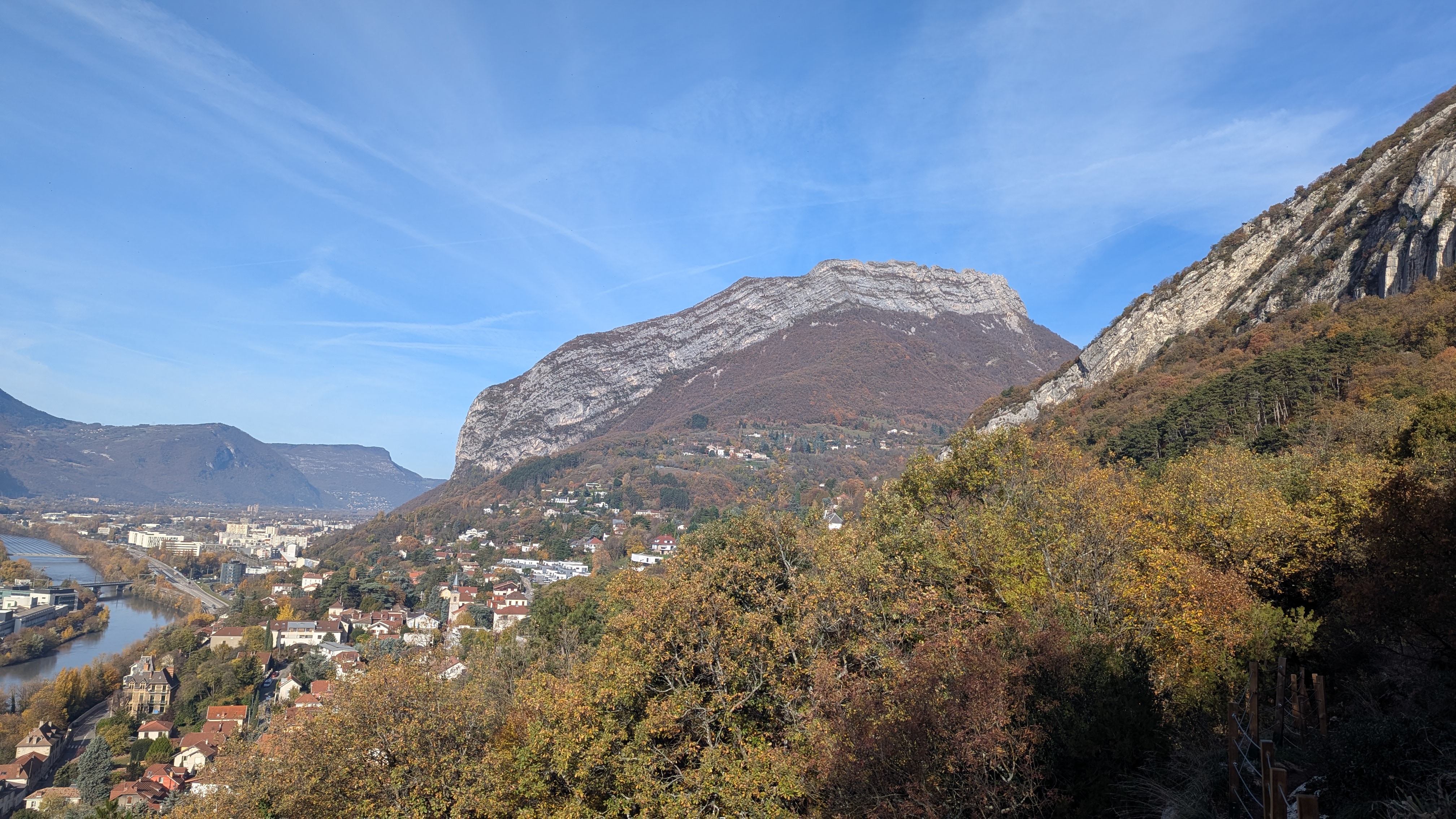 Bastille sur un nouvel itinéraire fort chouette