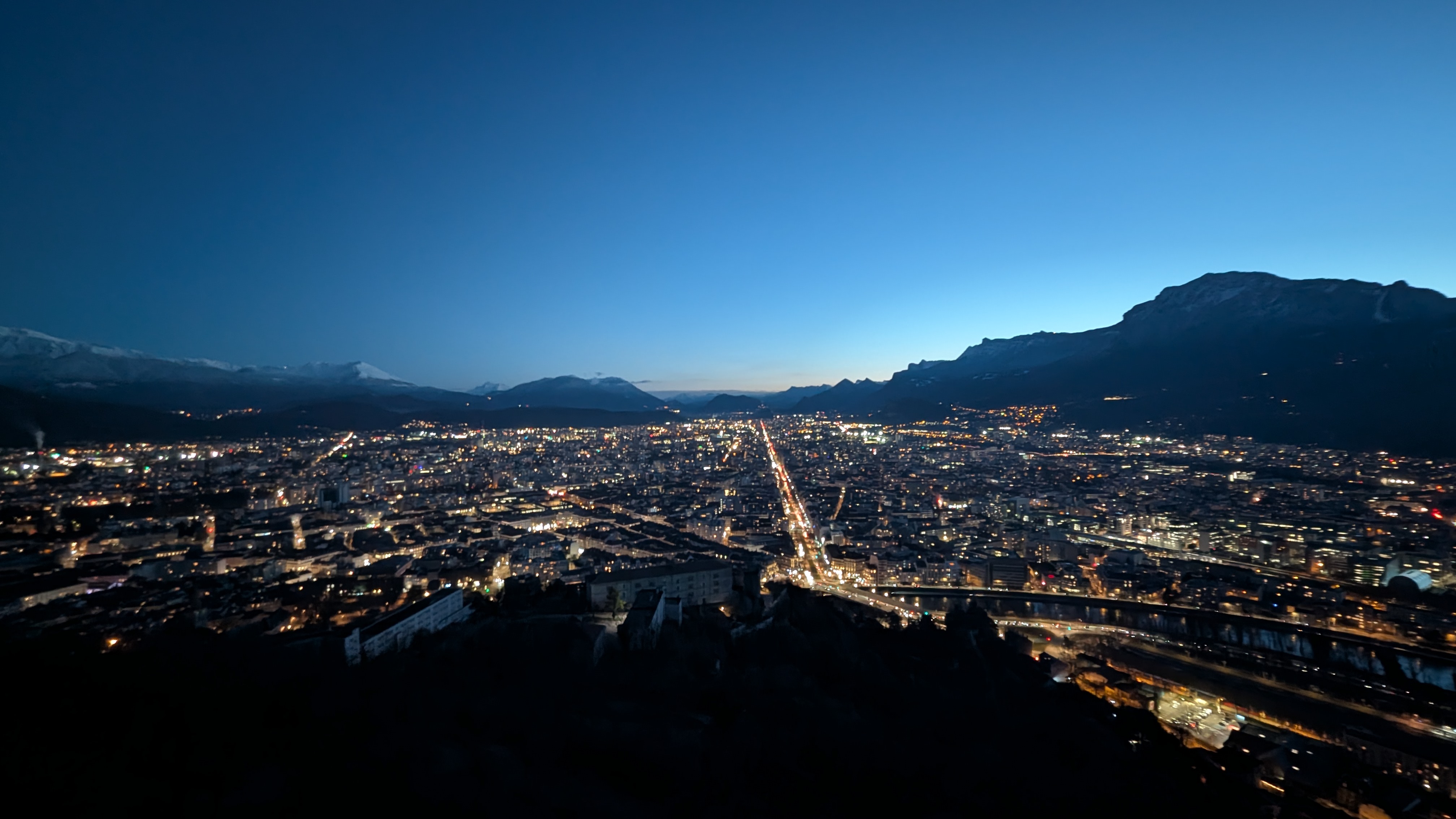 Img carrousel pour Bastille by night