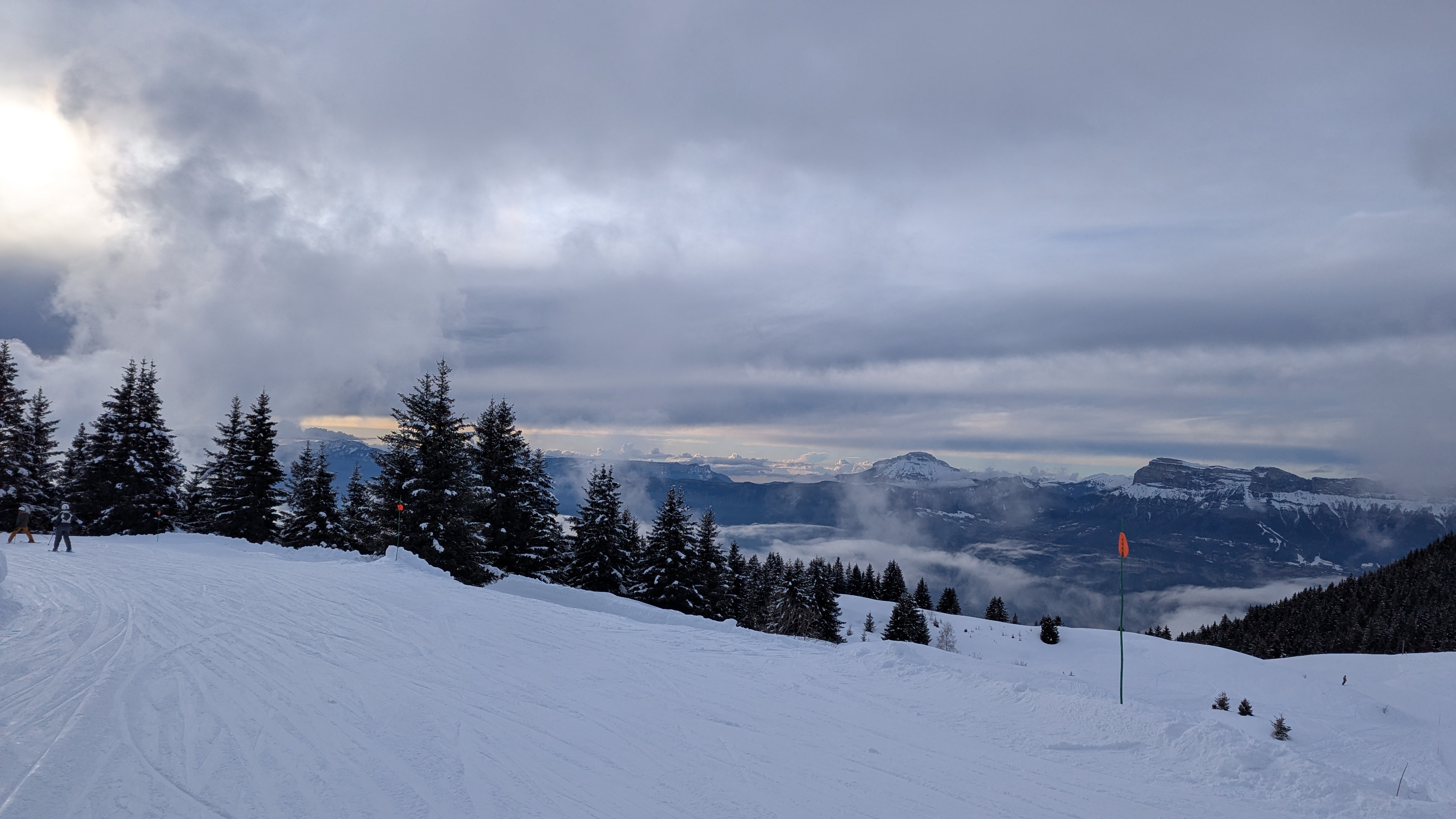 Img carrousel pour 10 mille de D- aux 7 Laux